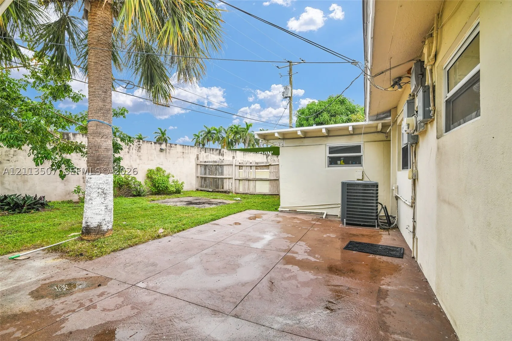 2671 NE 18th Ter #2