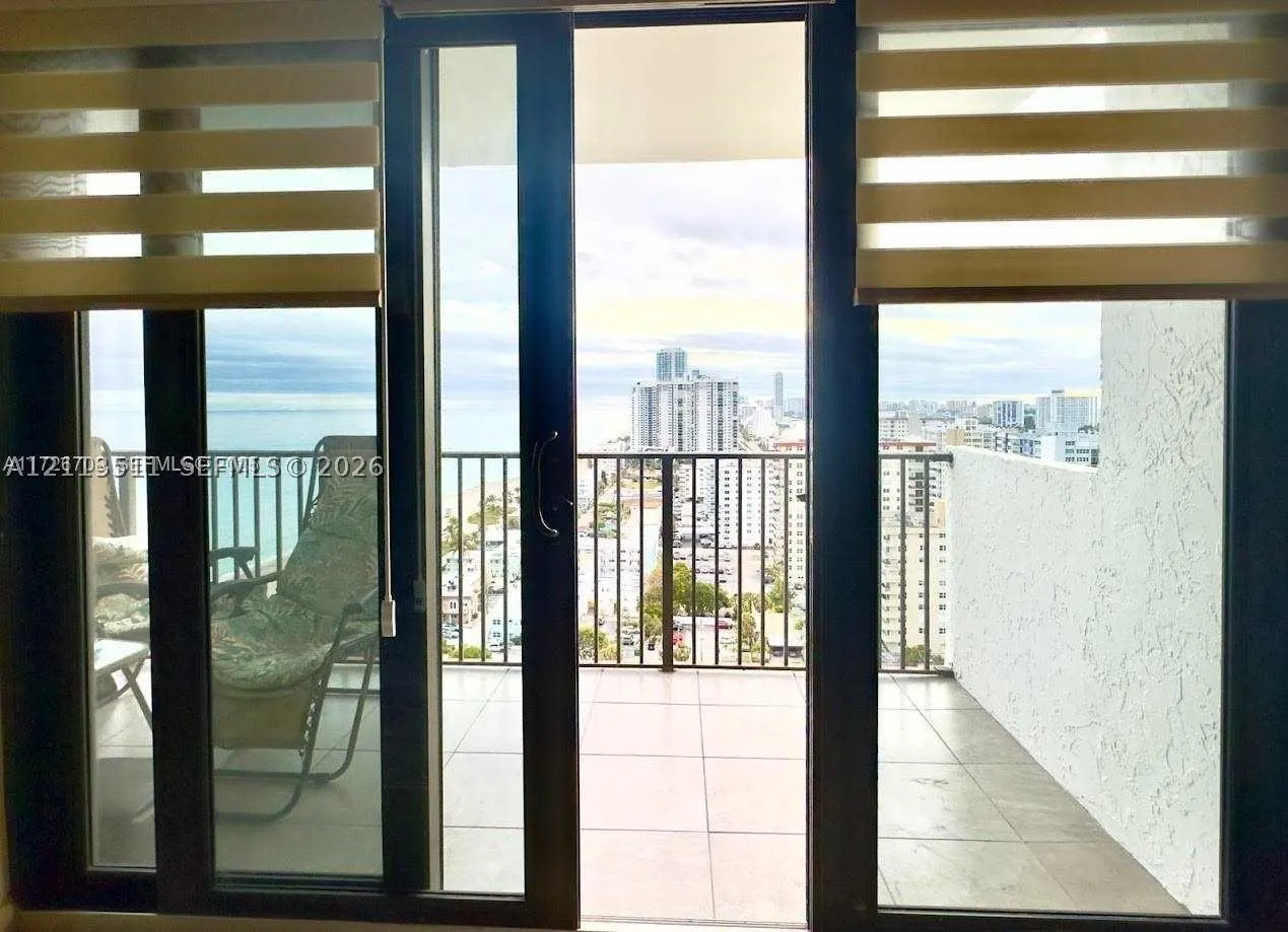1201 S Ocean Dr #2202S