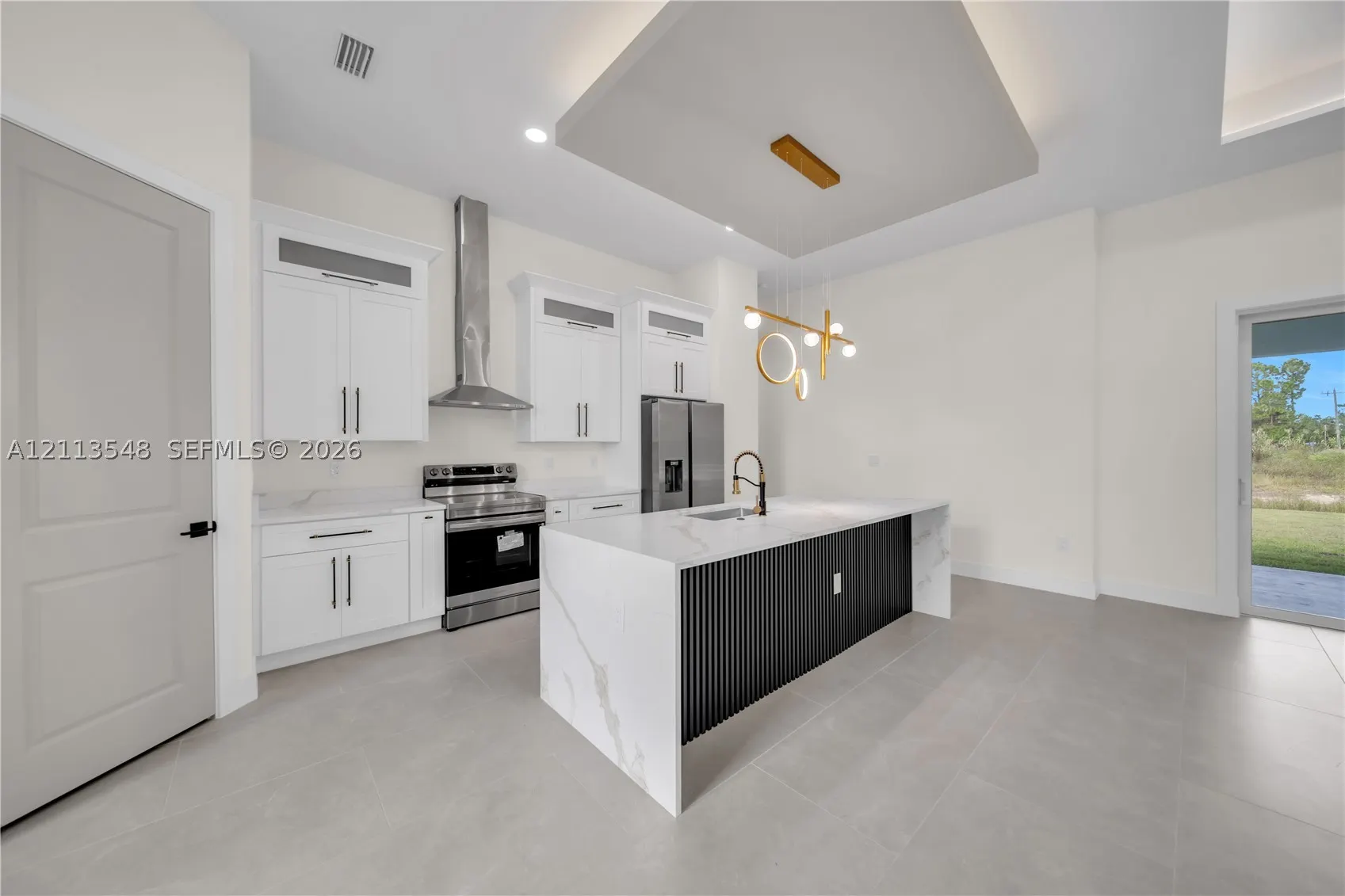 2500 16th St W