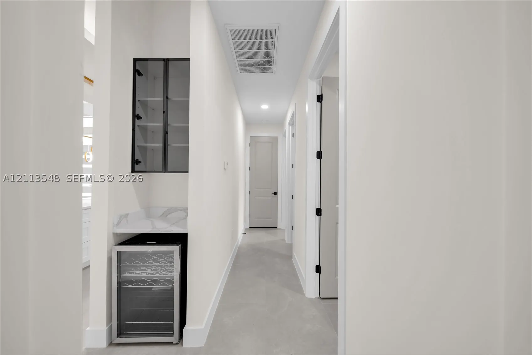 2500 16th St W