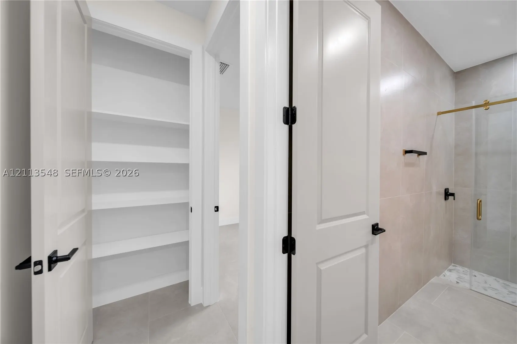 2500 16th St W