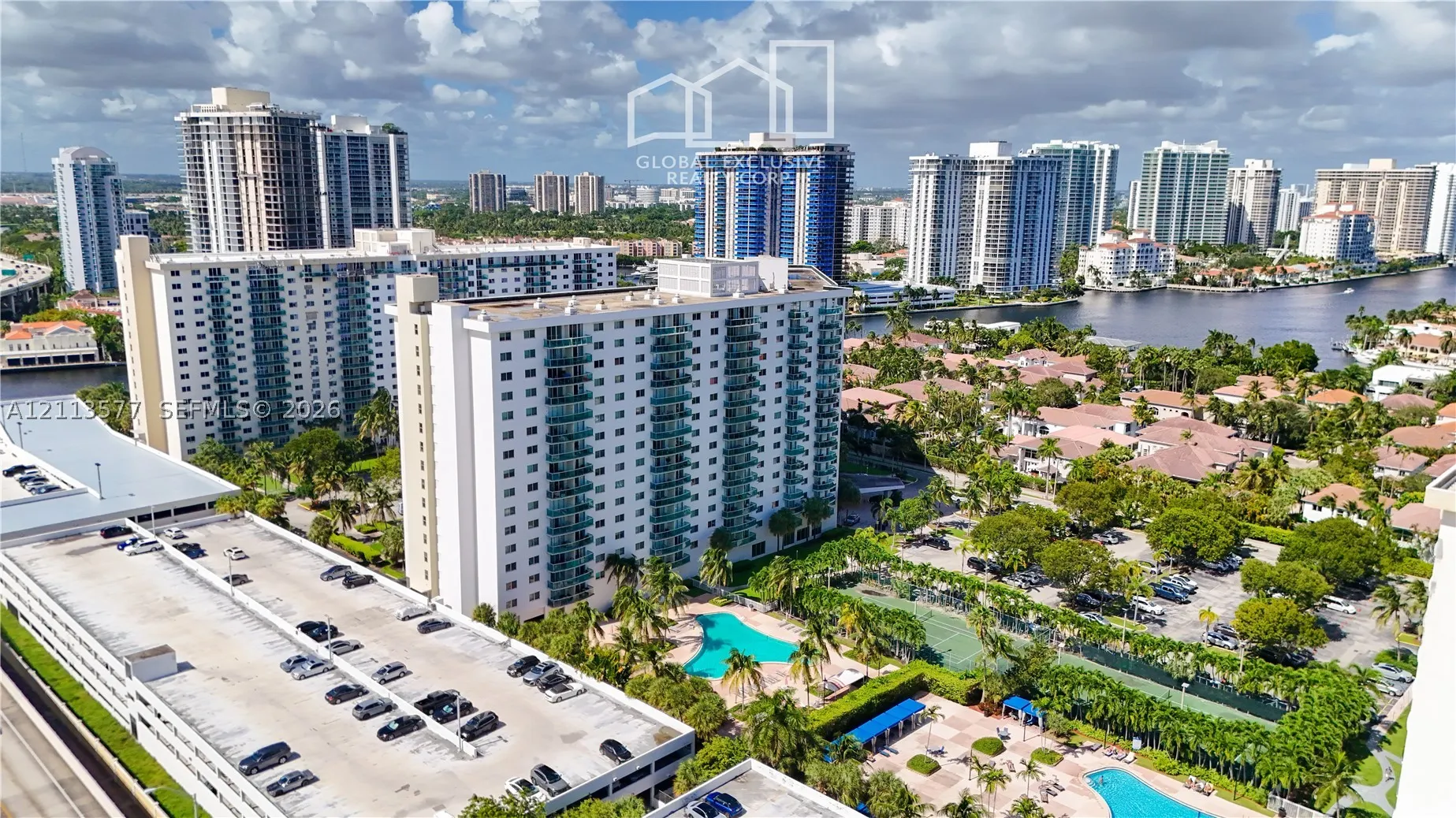 19370 Collins Ave #1622
