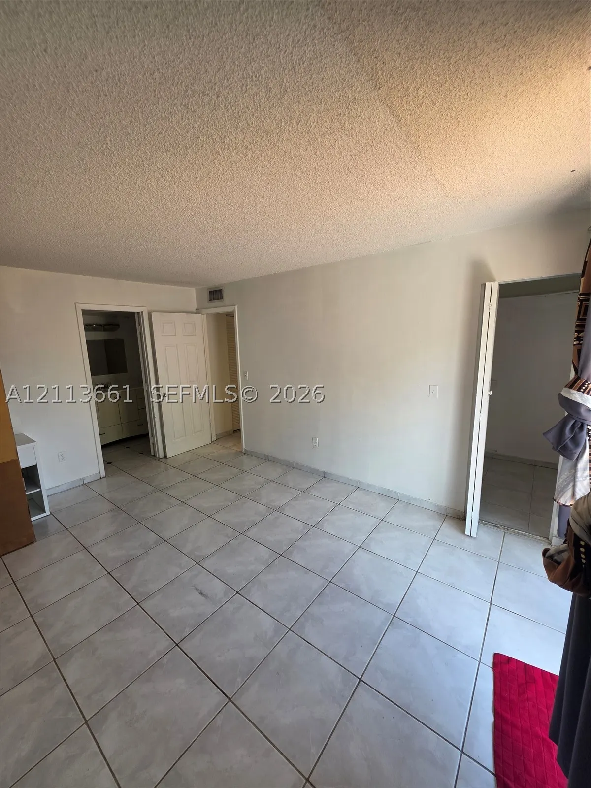 1801 S Treasure Dr #127