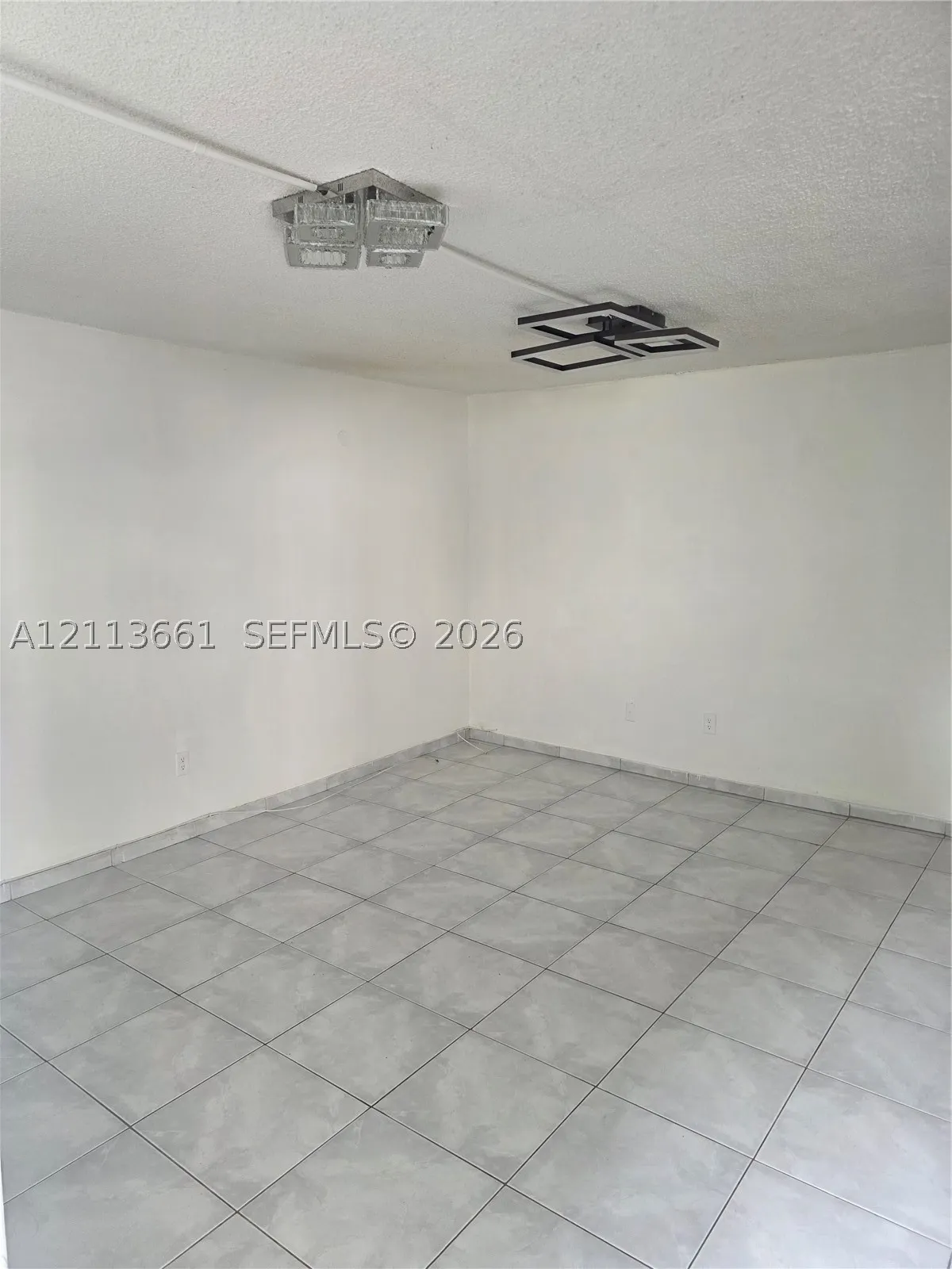 1801 S Treasure Dr #127