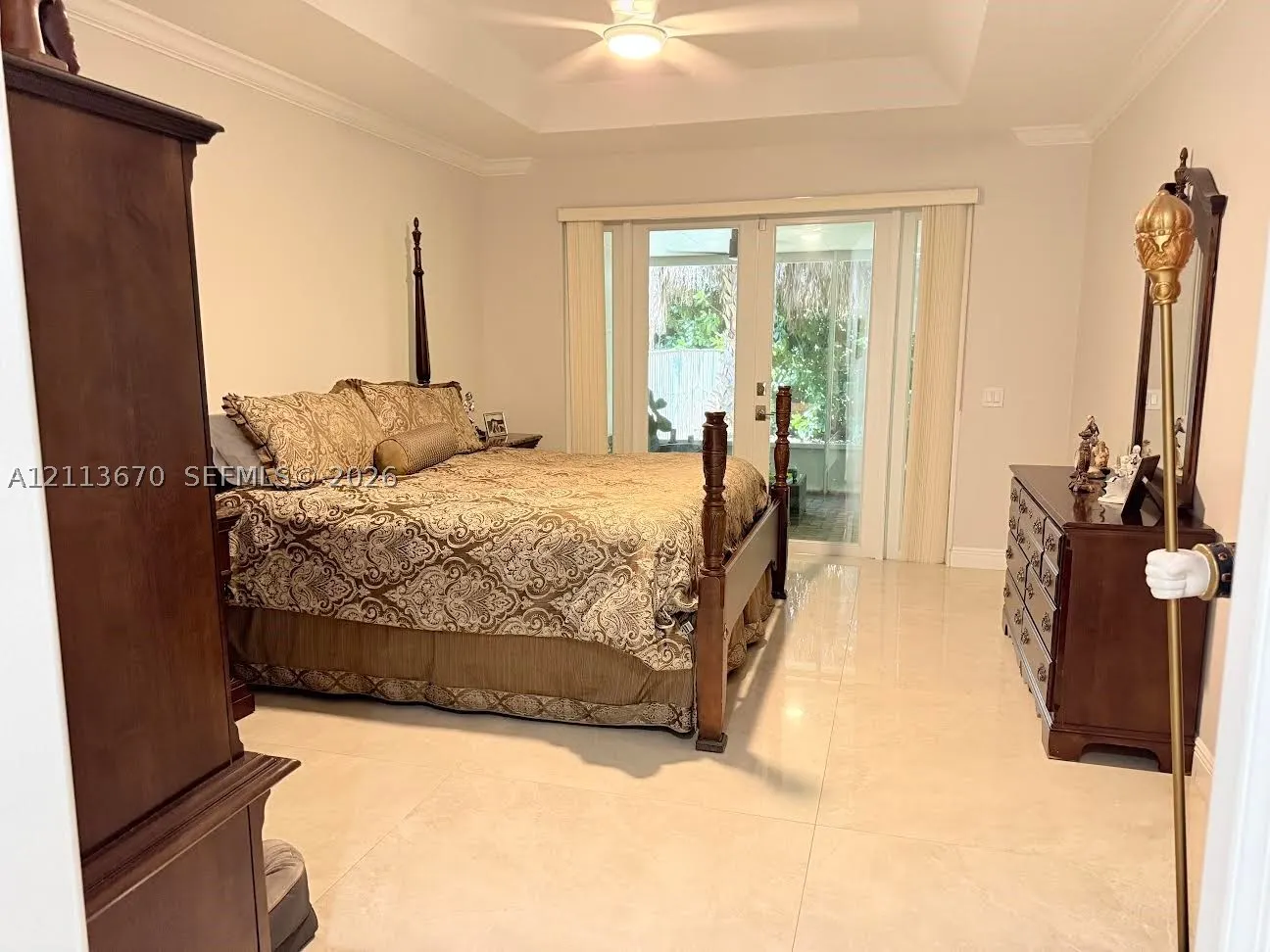 1600 W Classical Blvd