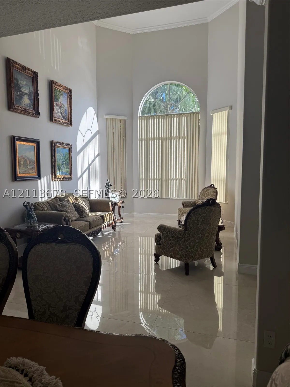 1600 W Classical Blvd
