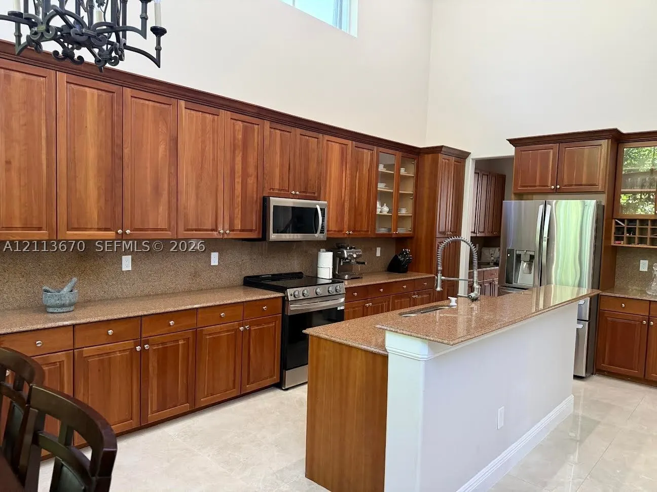 1600 W Classical Blvd