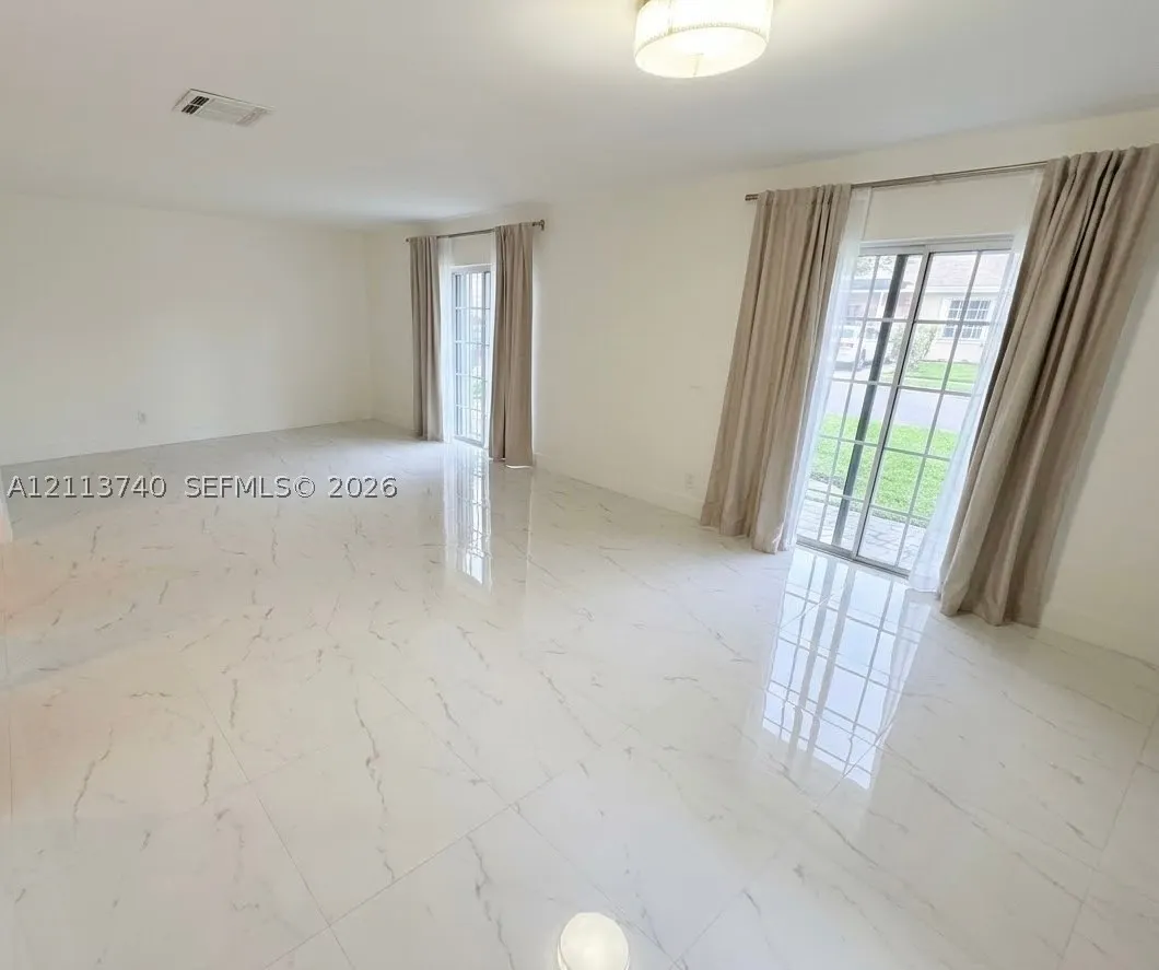 1402 Vision Dr #1402