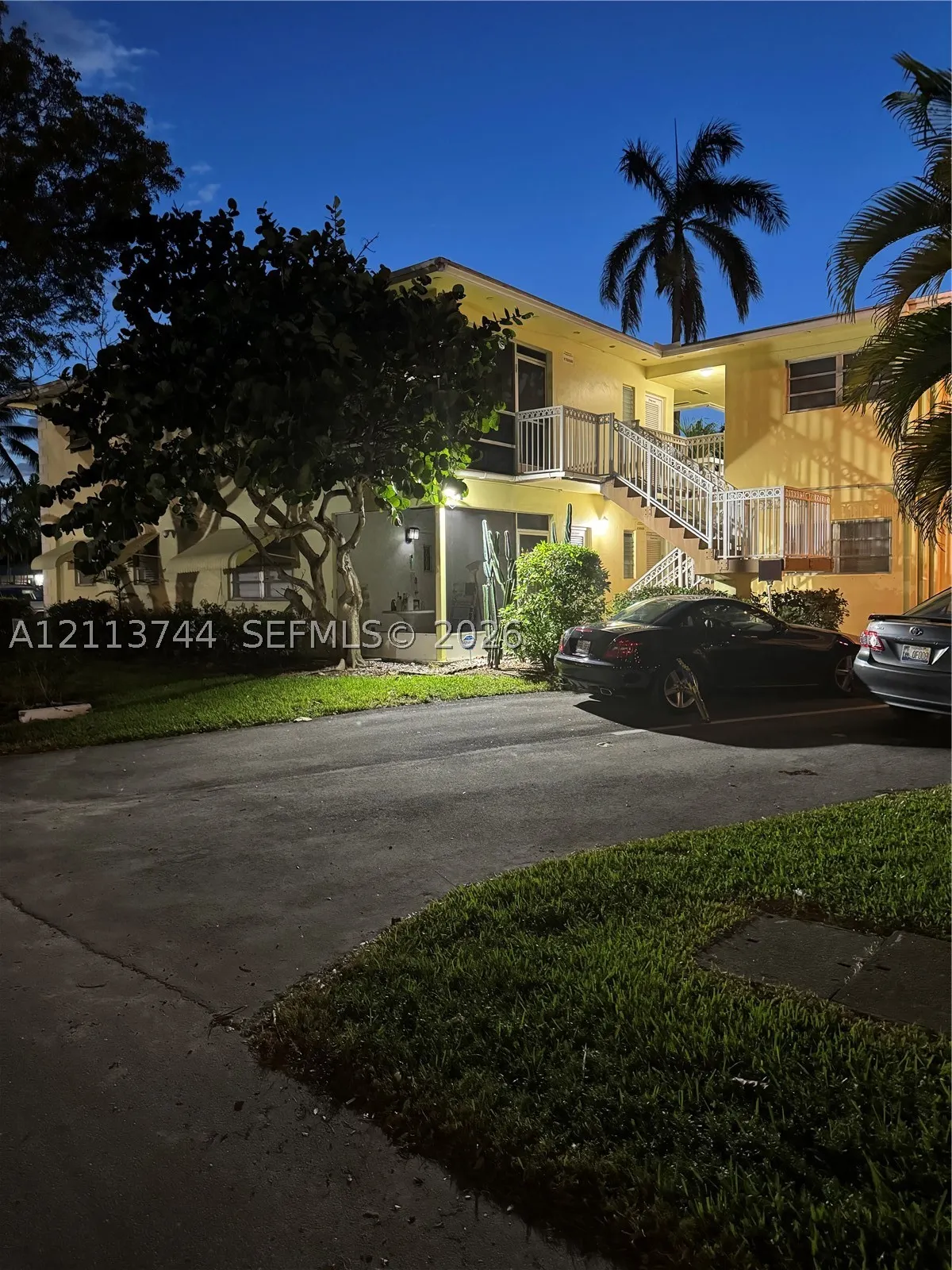 1501 Arthur St #1