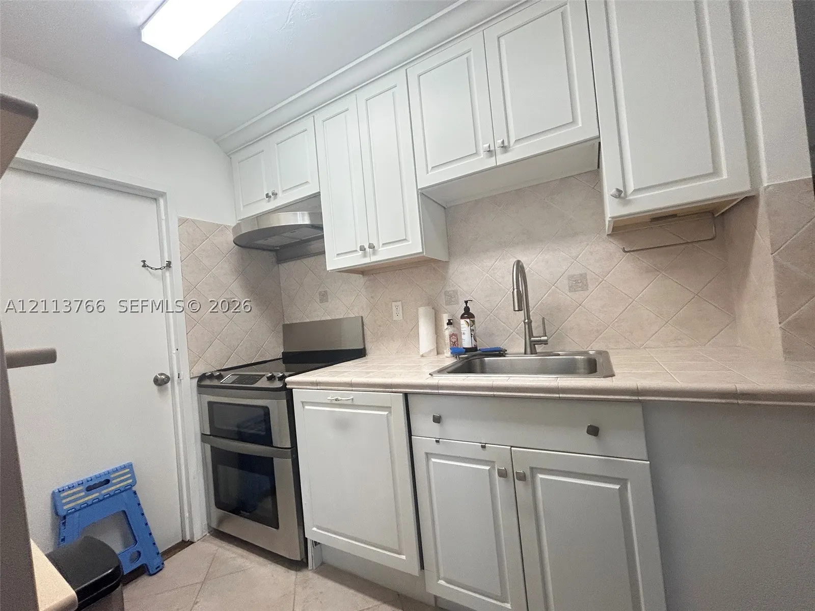 2899 Collins Ave #1429