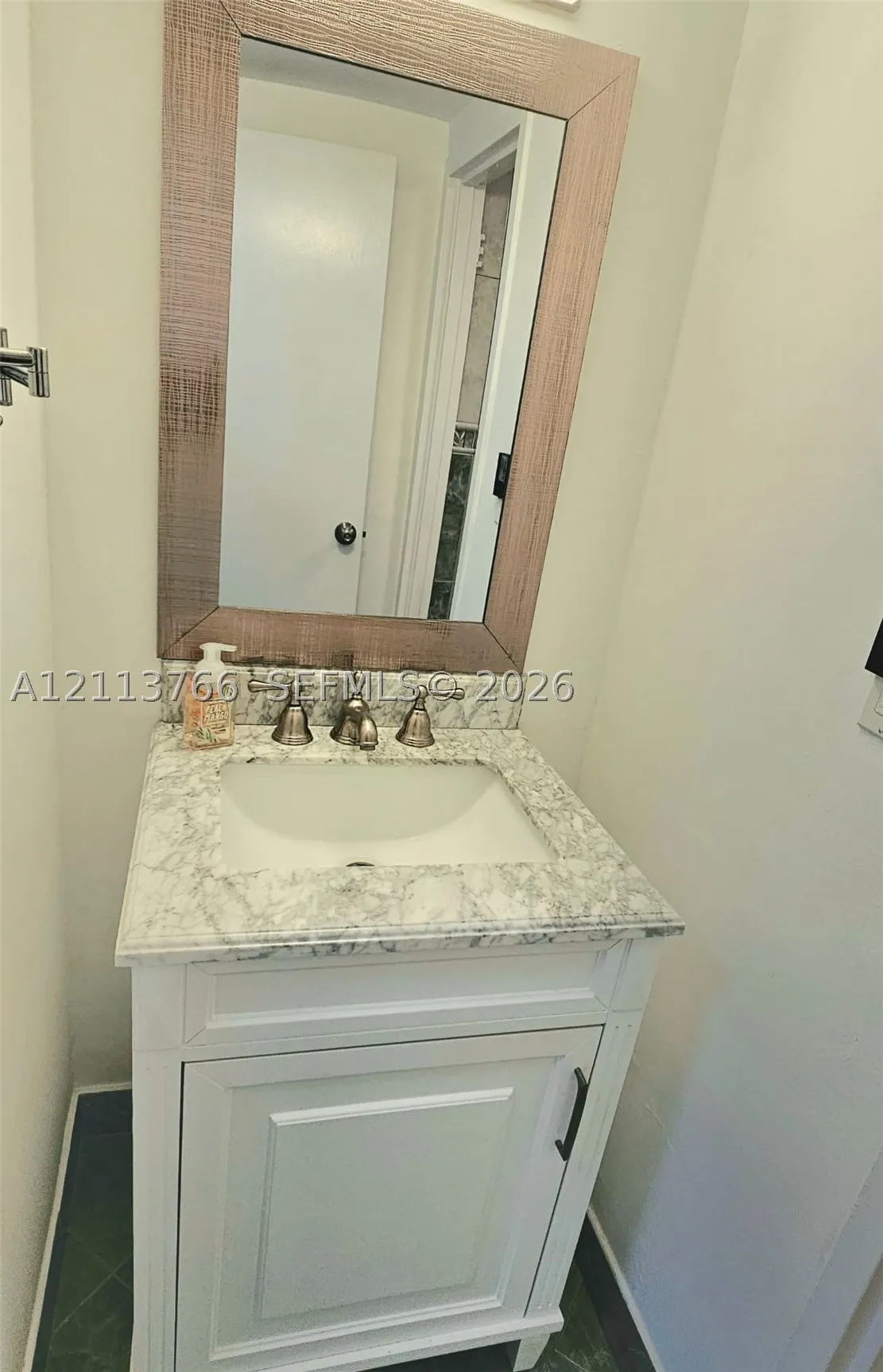 2899 Collins Ave #1429