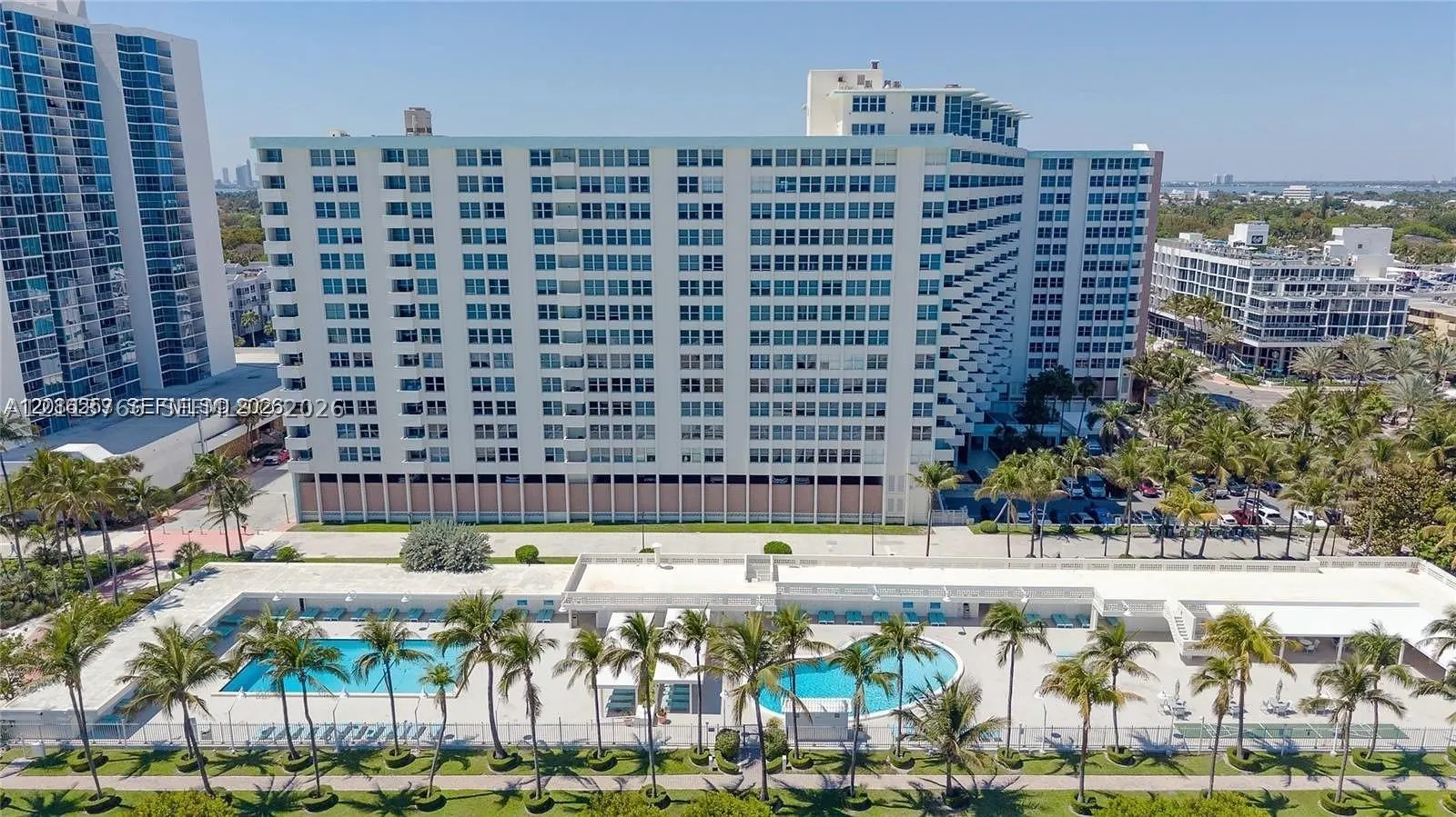 2899 Collins Ave #1429