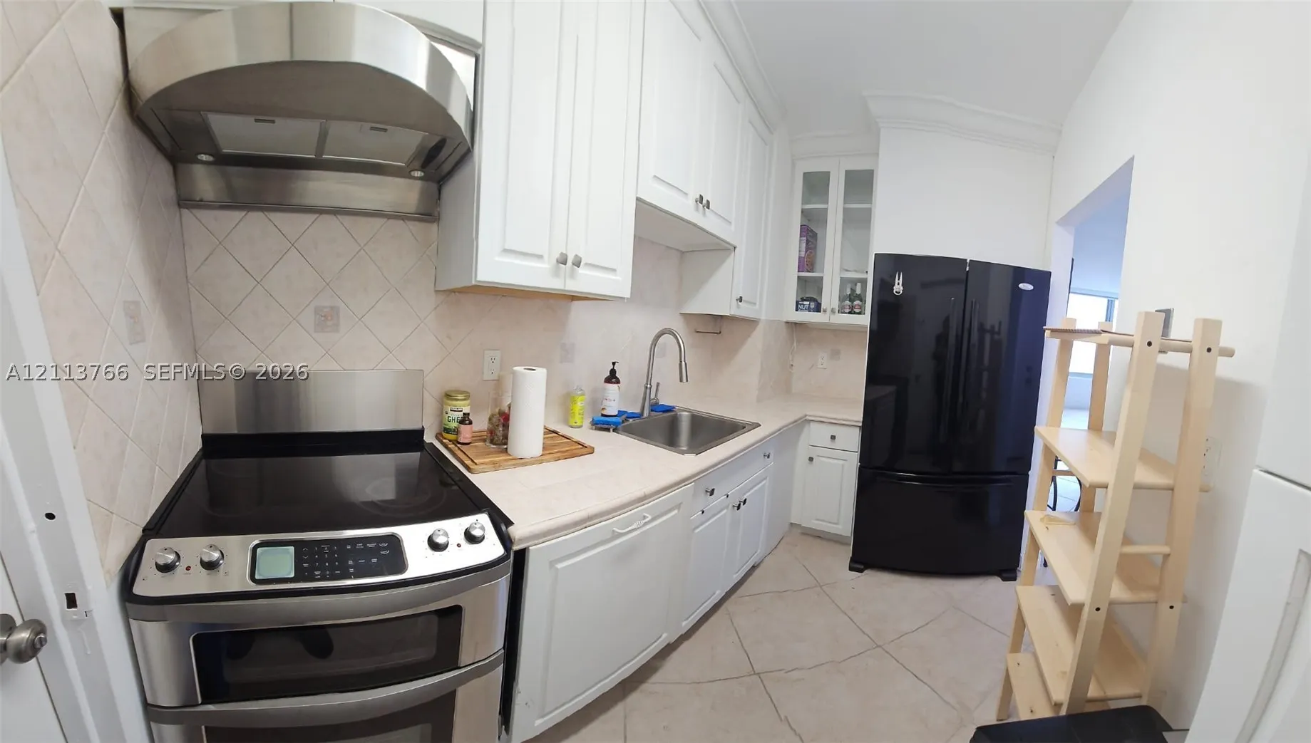 2899 Collins Ave #1429