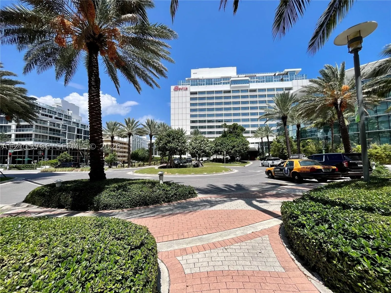 2899 Collins Ave #1429