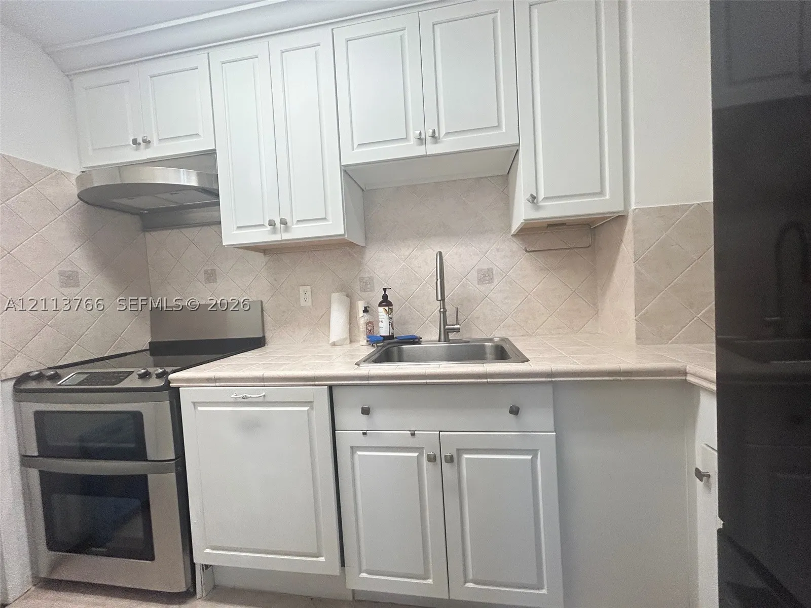 2899 Collins Ave #1429