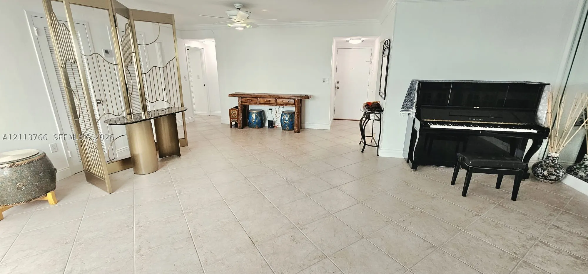 2899 Collins Ave #1429