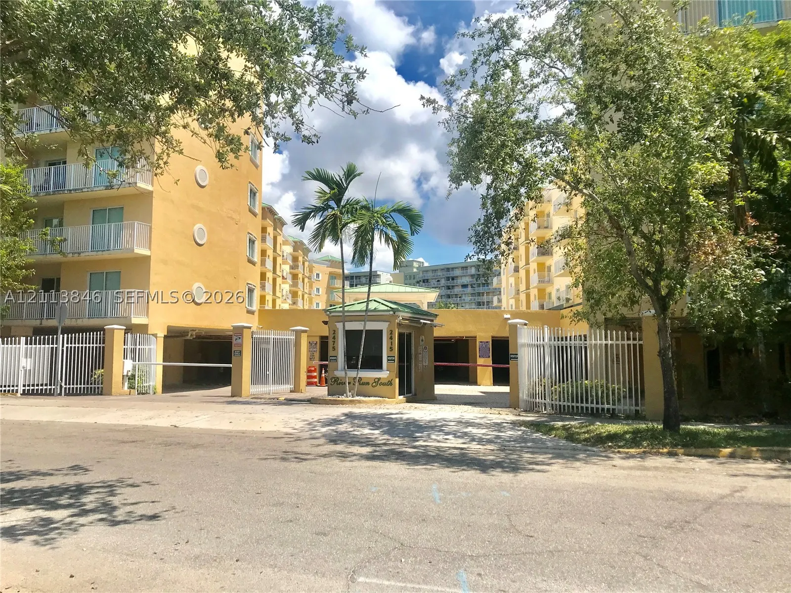 2475 NW 16th St Rd #204