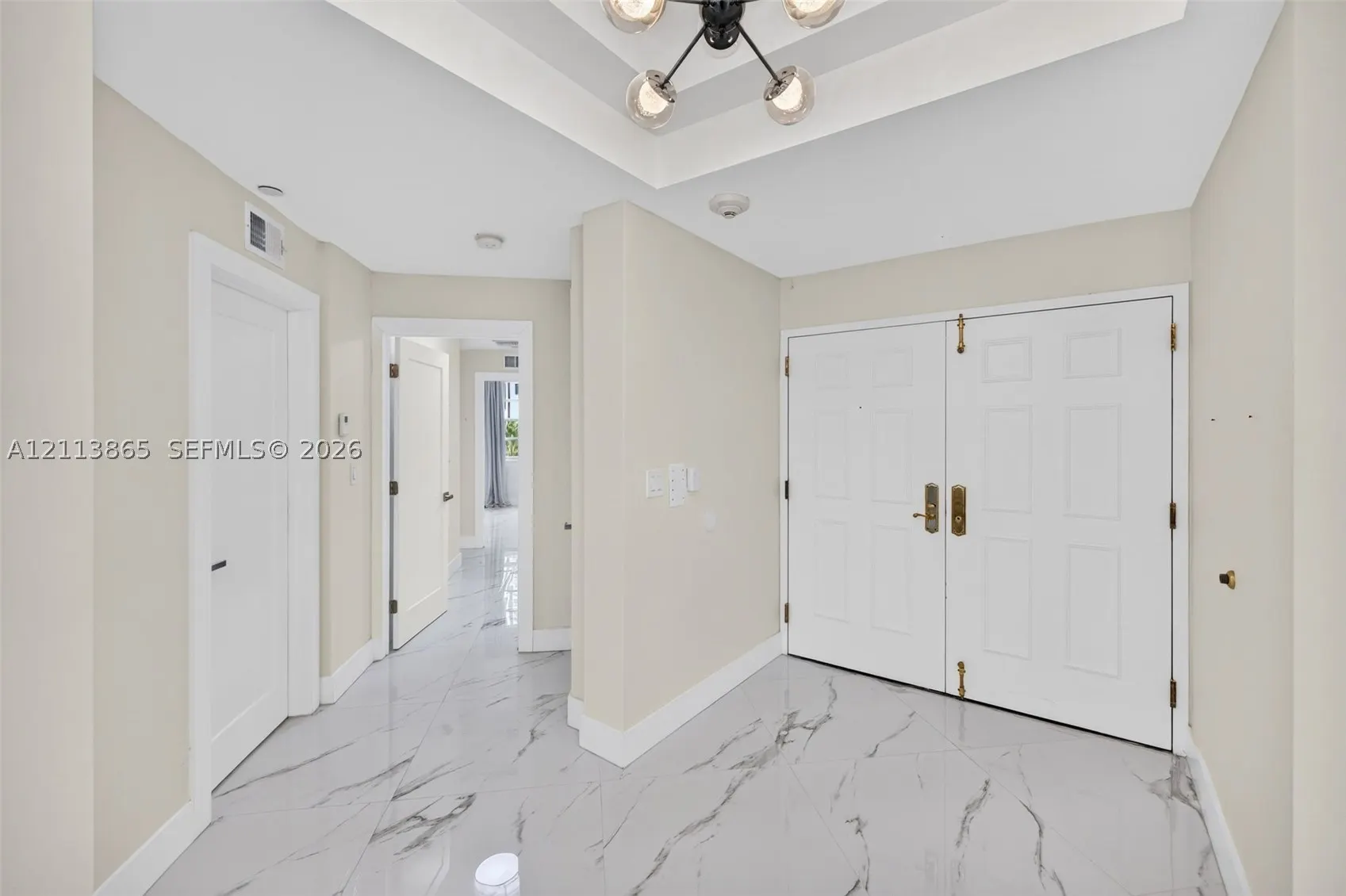 3900 Island Blvd #B408