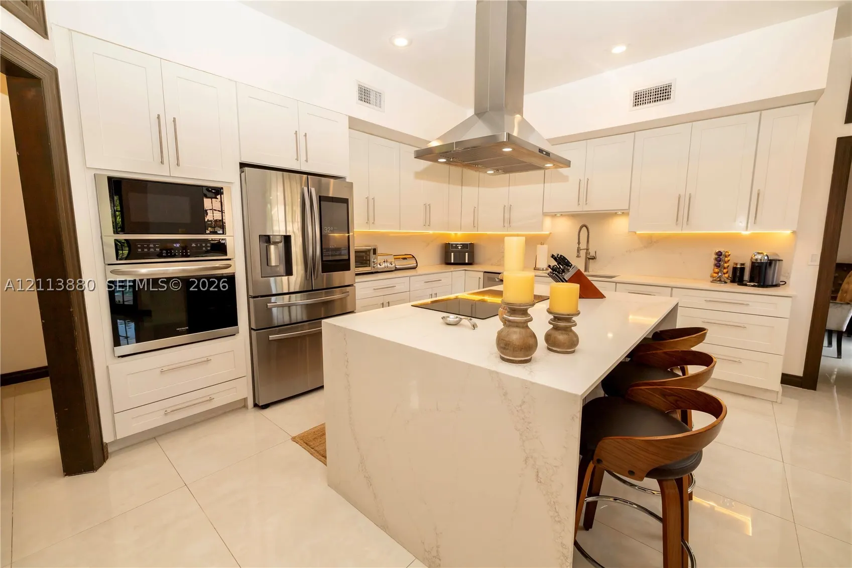 900 Coco Plum Way