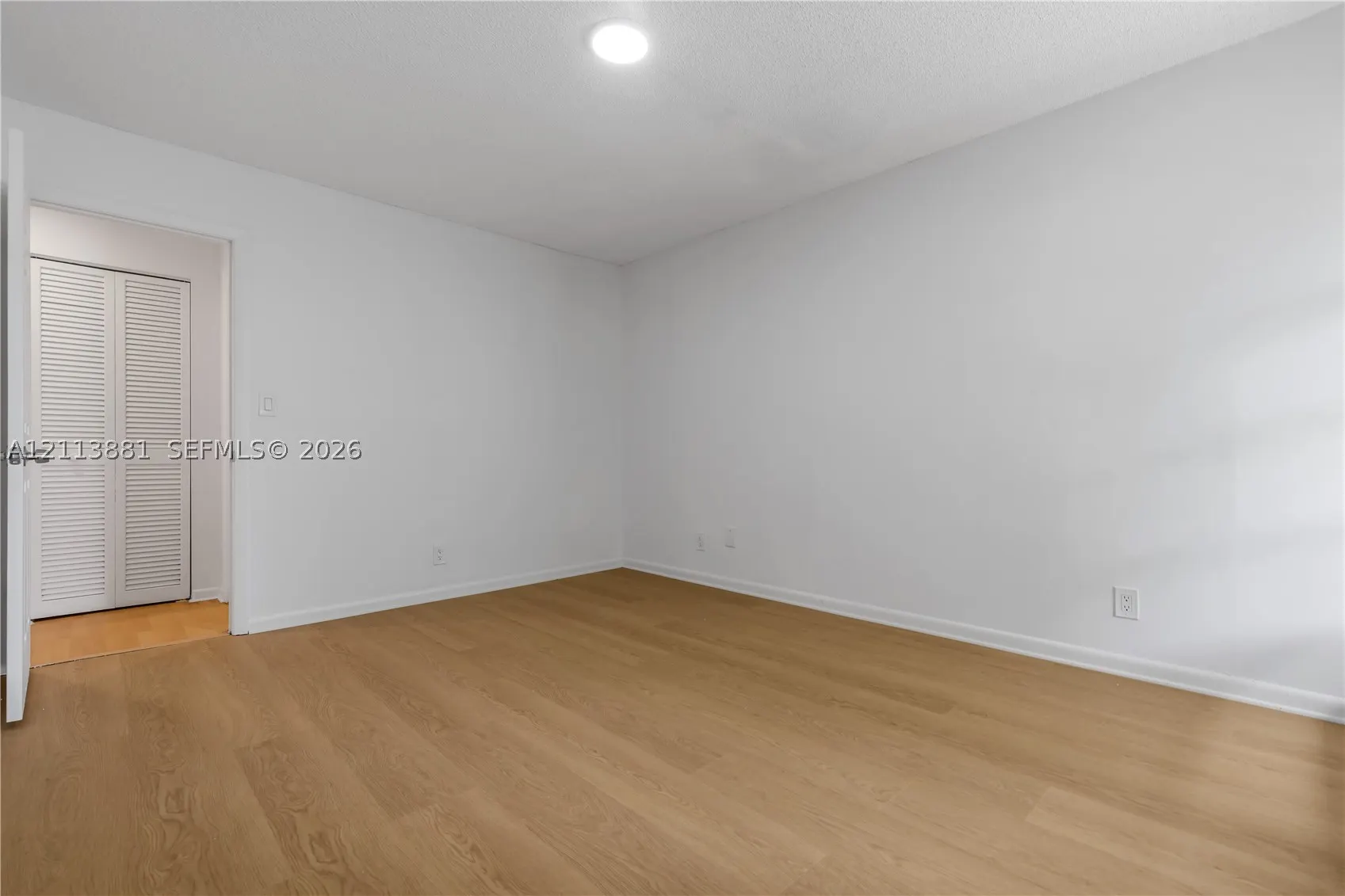 3886 Meadow Ln #250