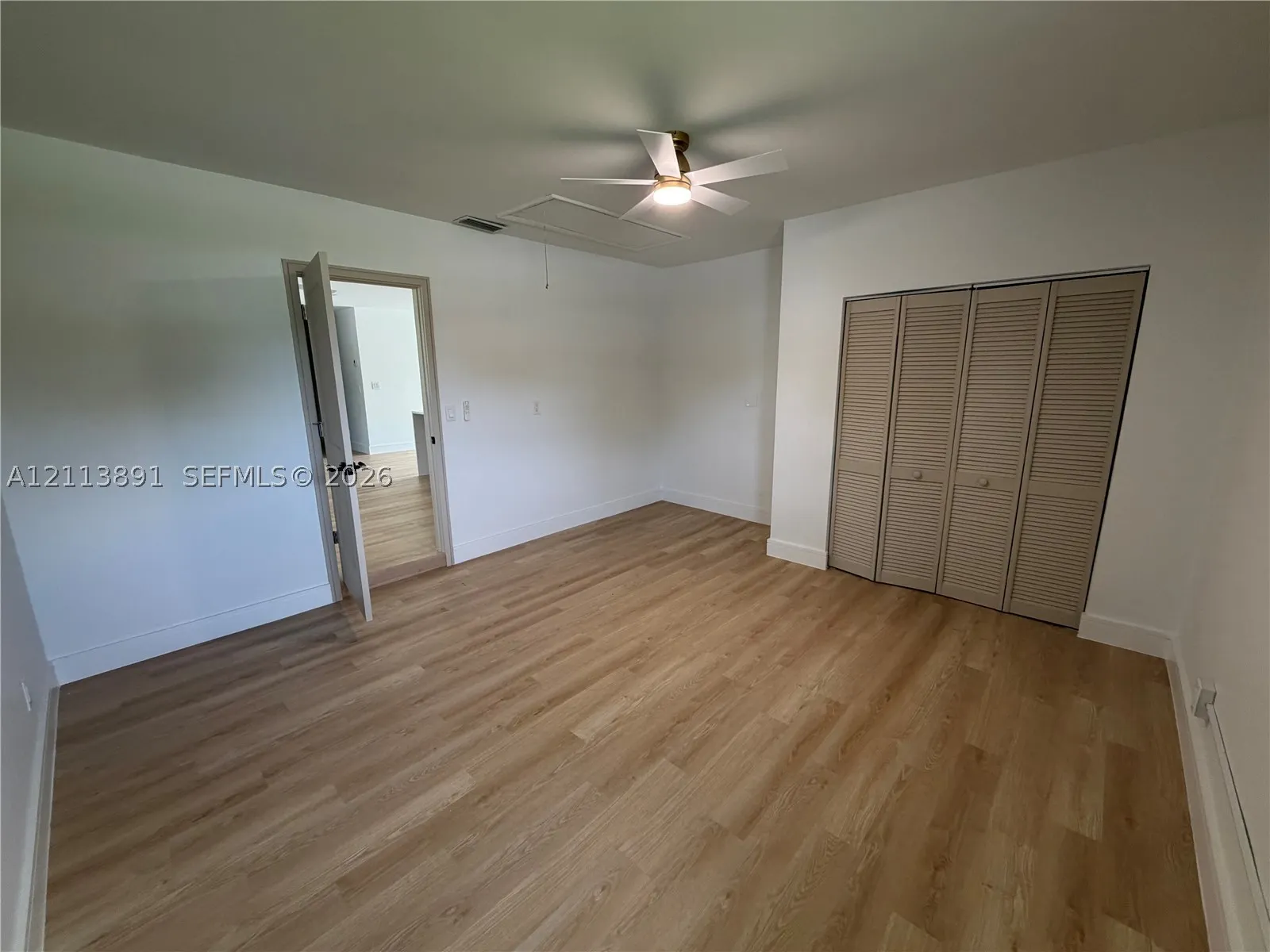 110 NE 17th Ct