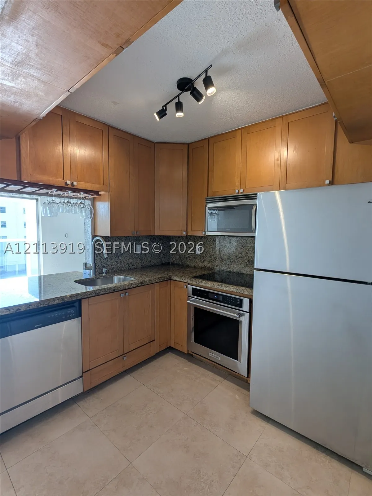 3868 NE 169th St #404