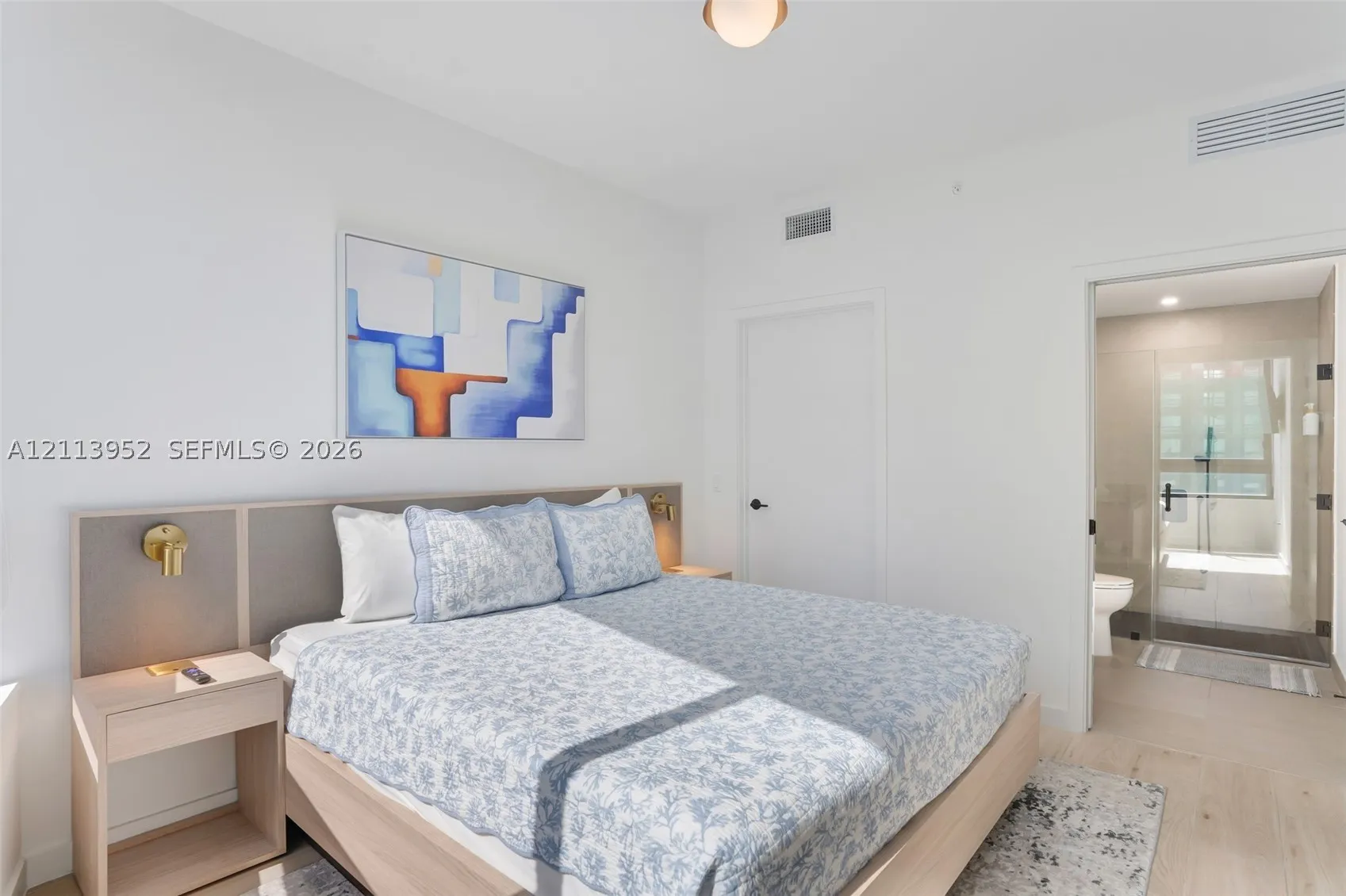 225 N Miami Ave #1907
