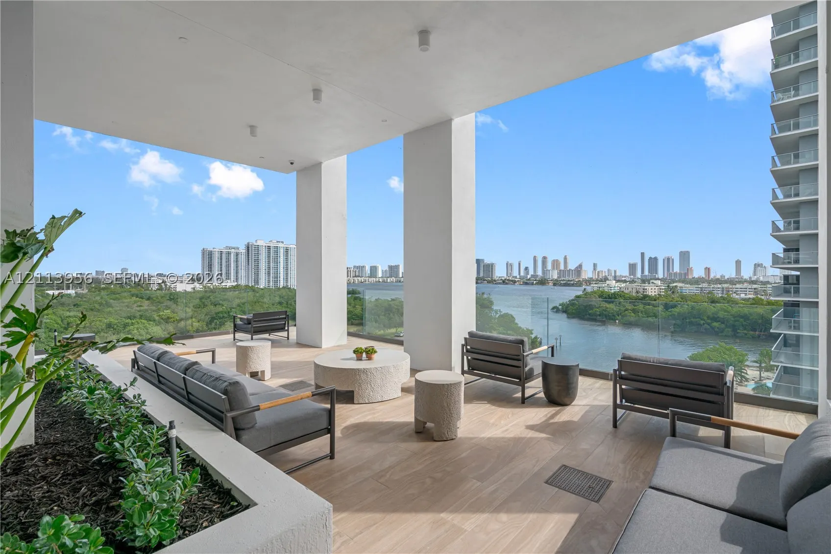 16395 Biscayne Blvd #1223