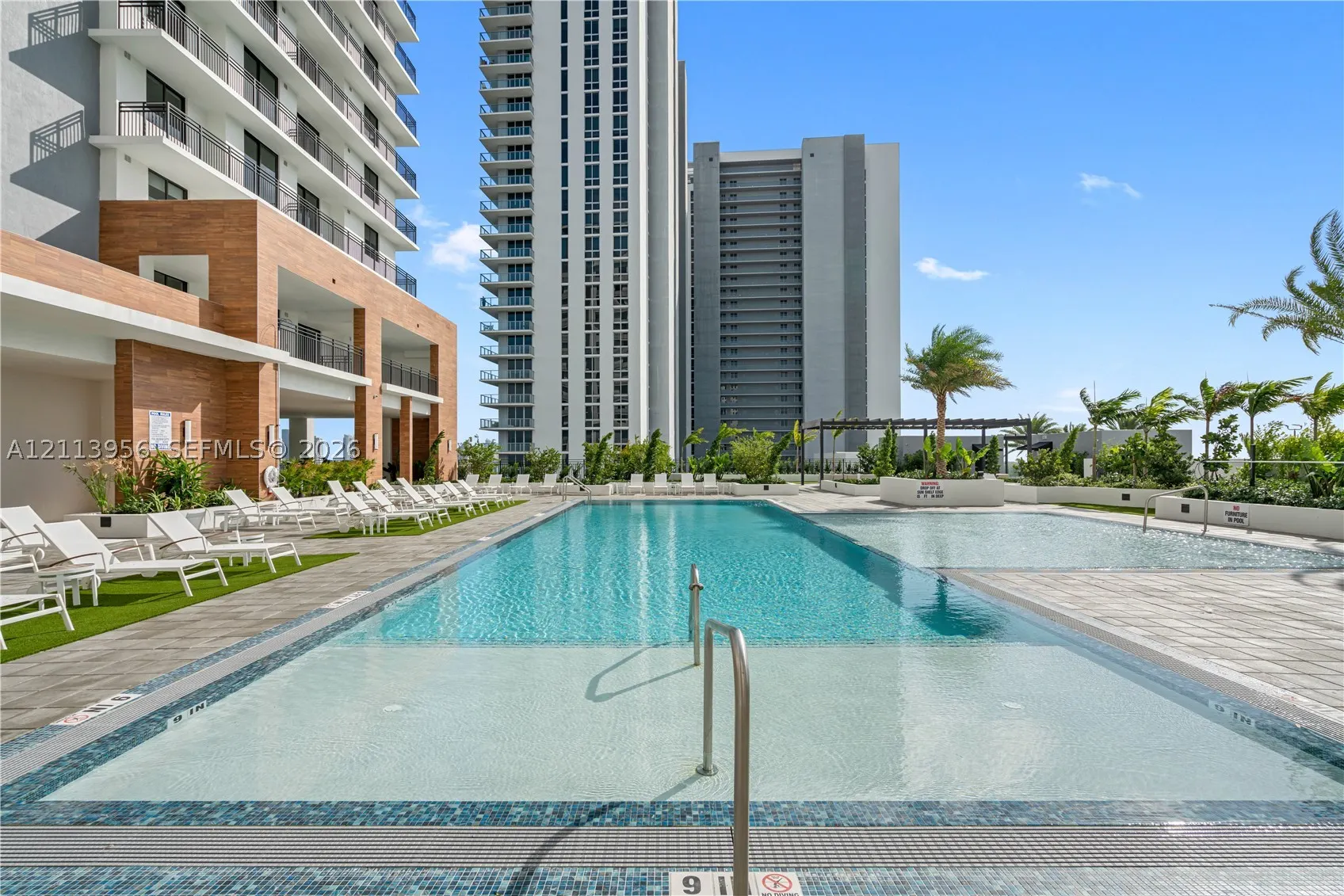 16395 Biscayne Blvd #1223