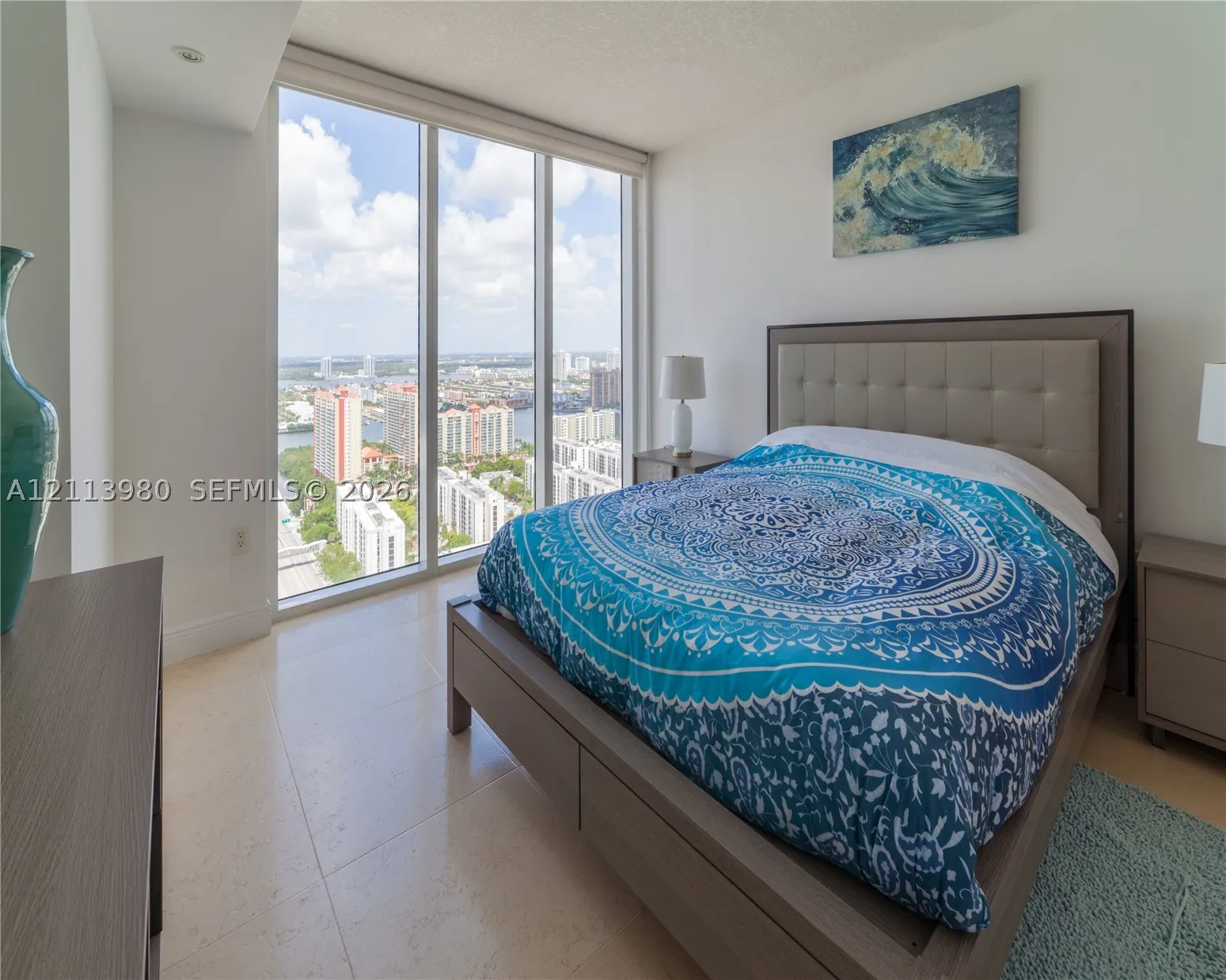 16699 Collins Ave(avlbnow) #3707