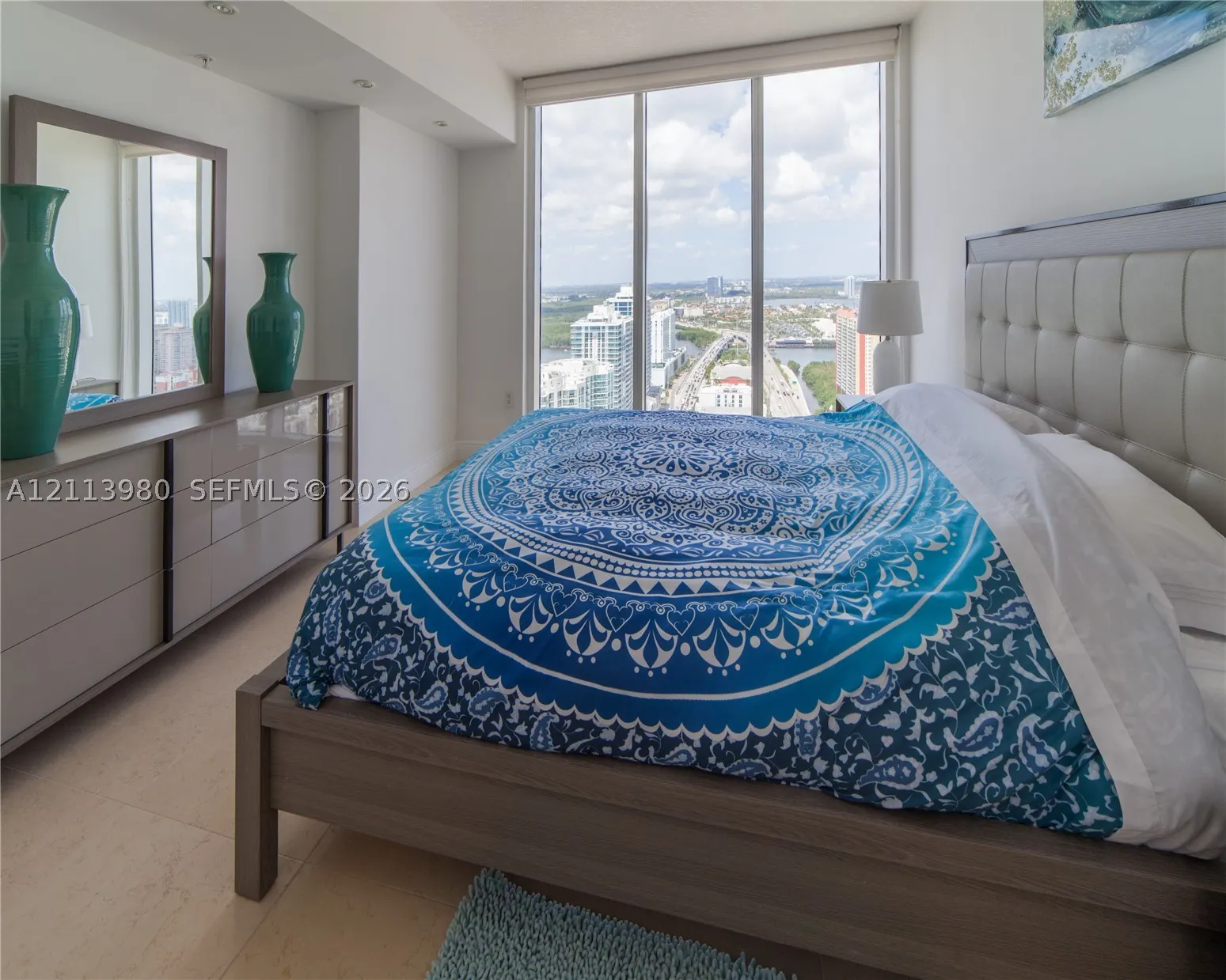 16699 Collins Ave(avlbnow) #3707