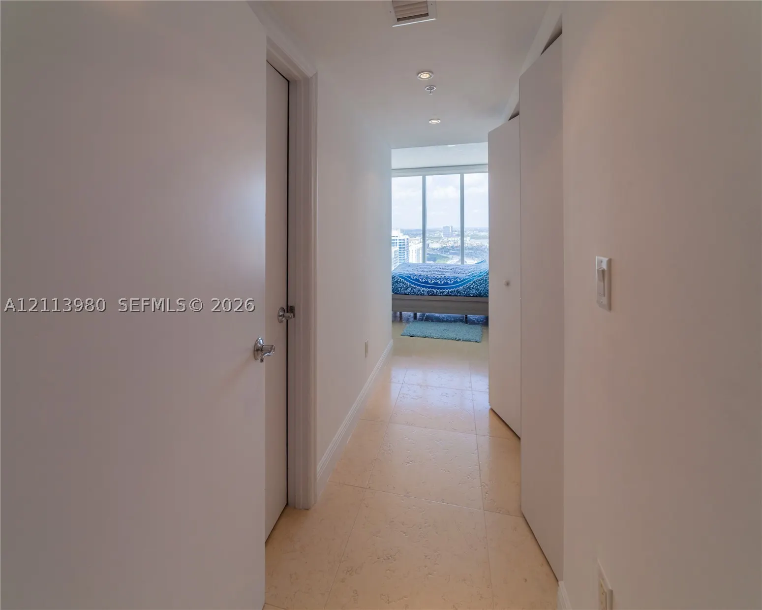 16699 Collins Ave(avlbnow) #3707