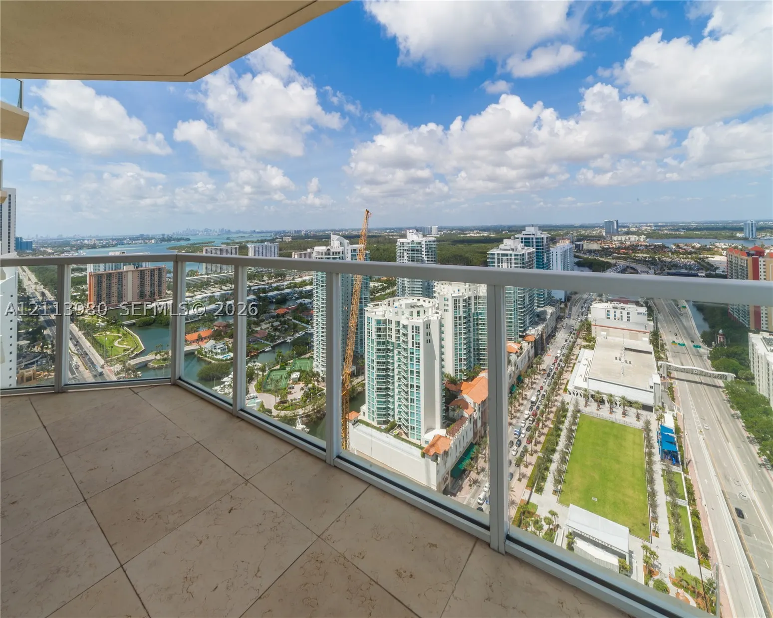 16699 Collins Ave(avlbnow) #3707