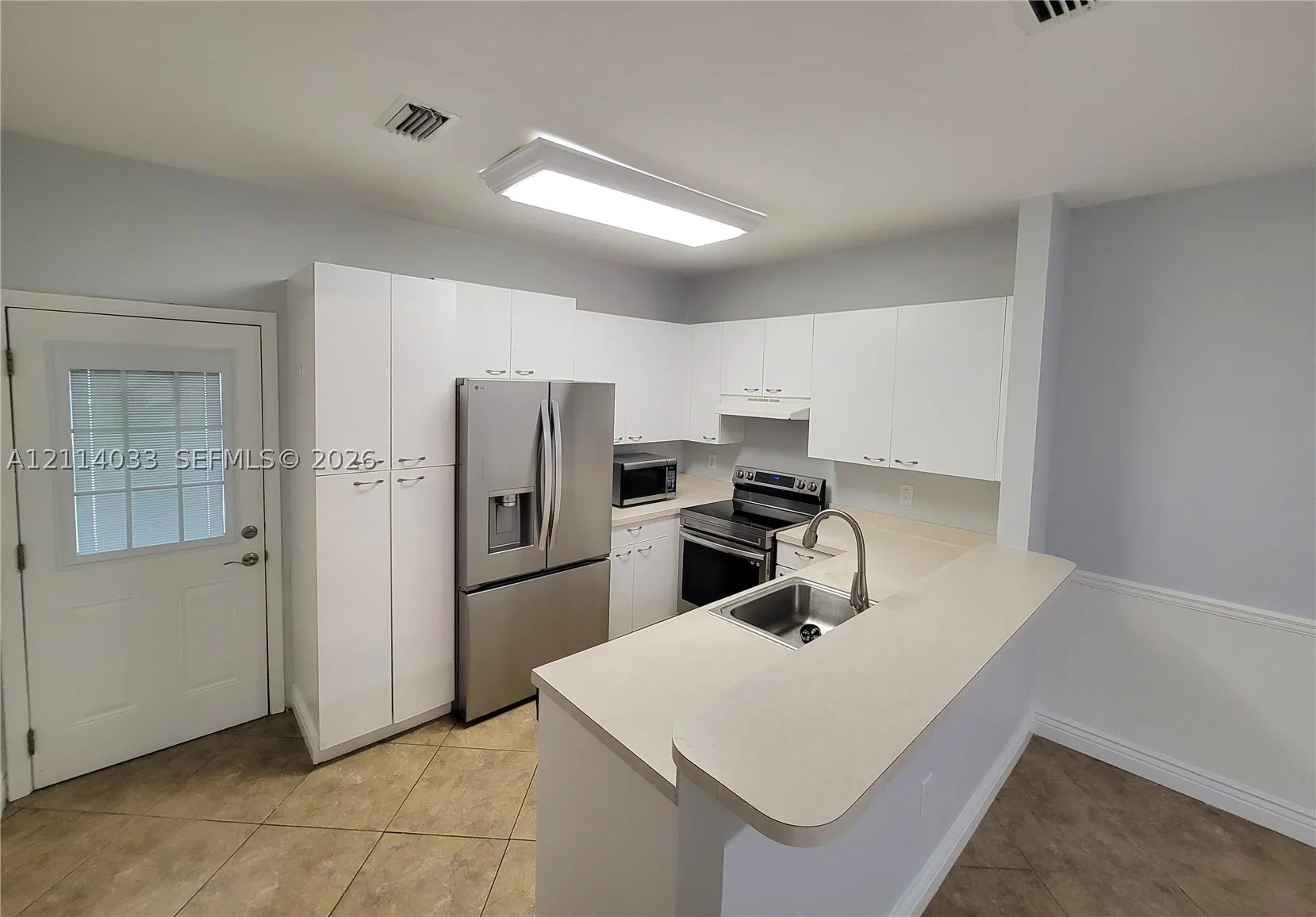 683 NW 88th Dr