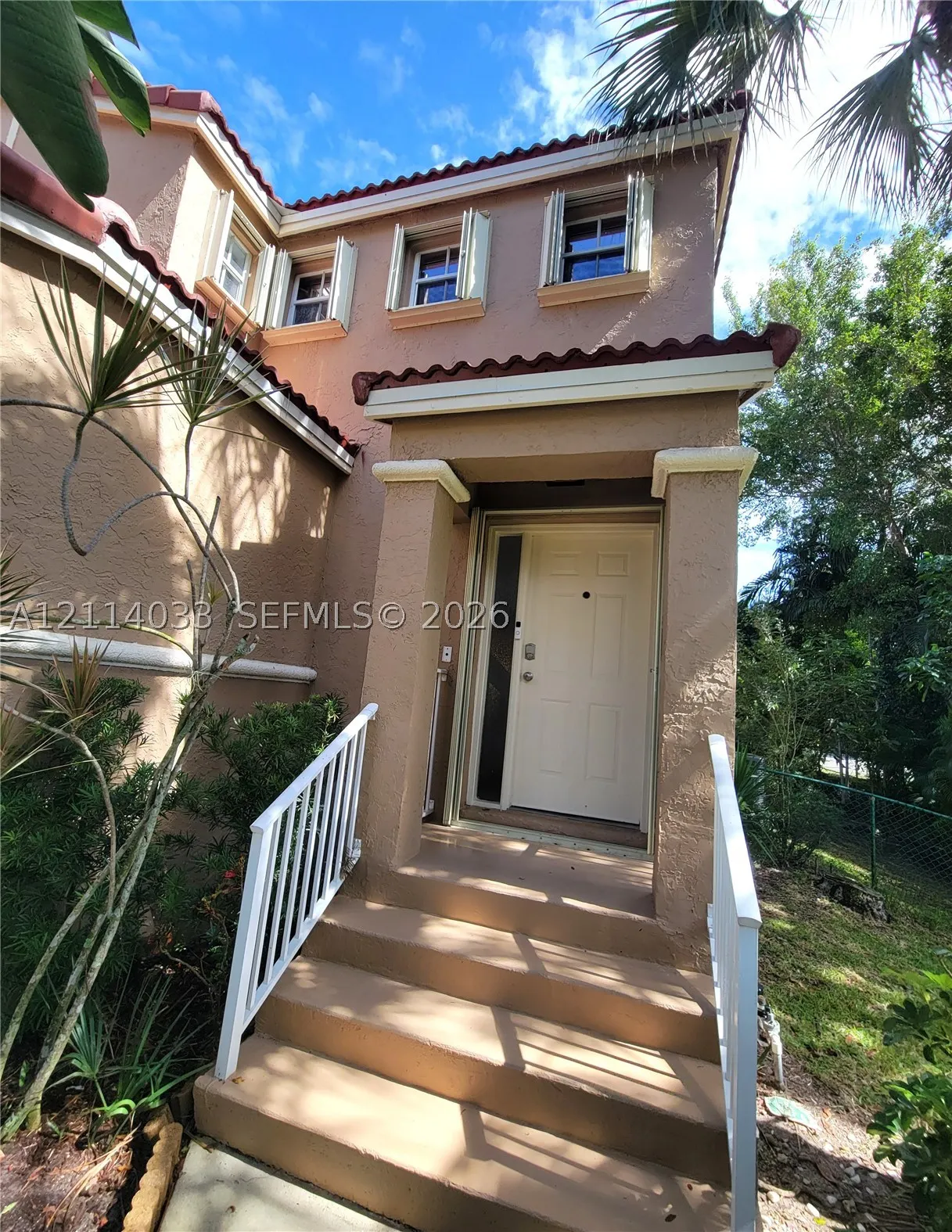 683 NW 88th Dr