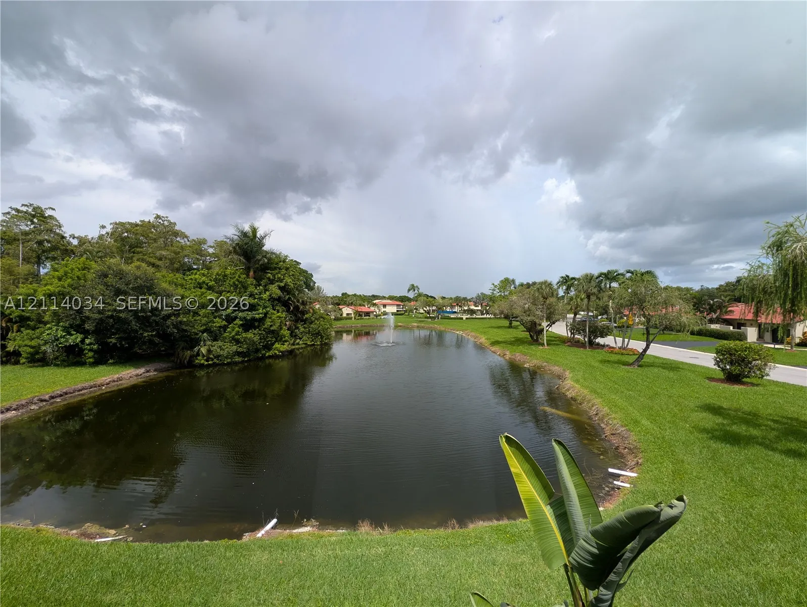 8460 Casa Del Lago #H