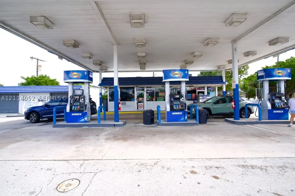 1201 S Federal Hwy