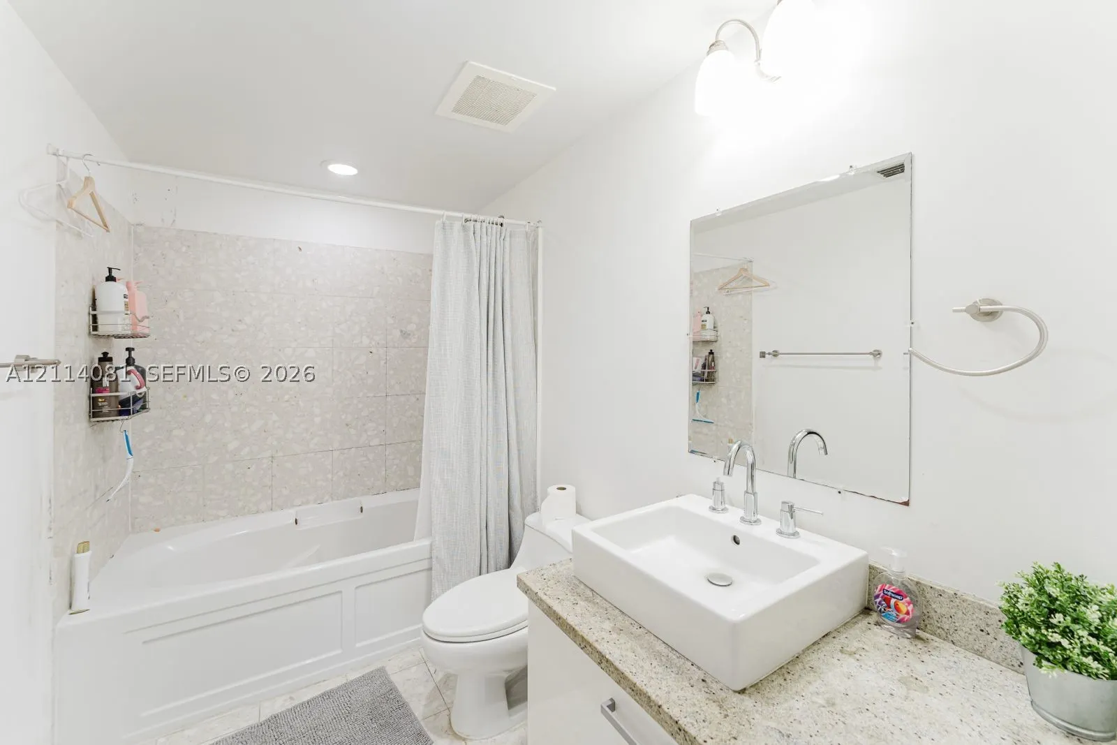 185 SW 7th St #3609