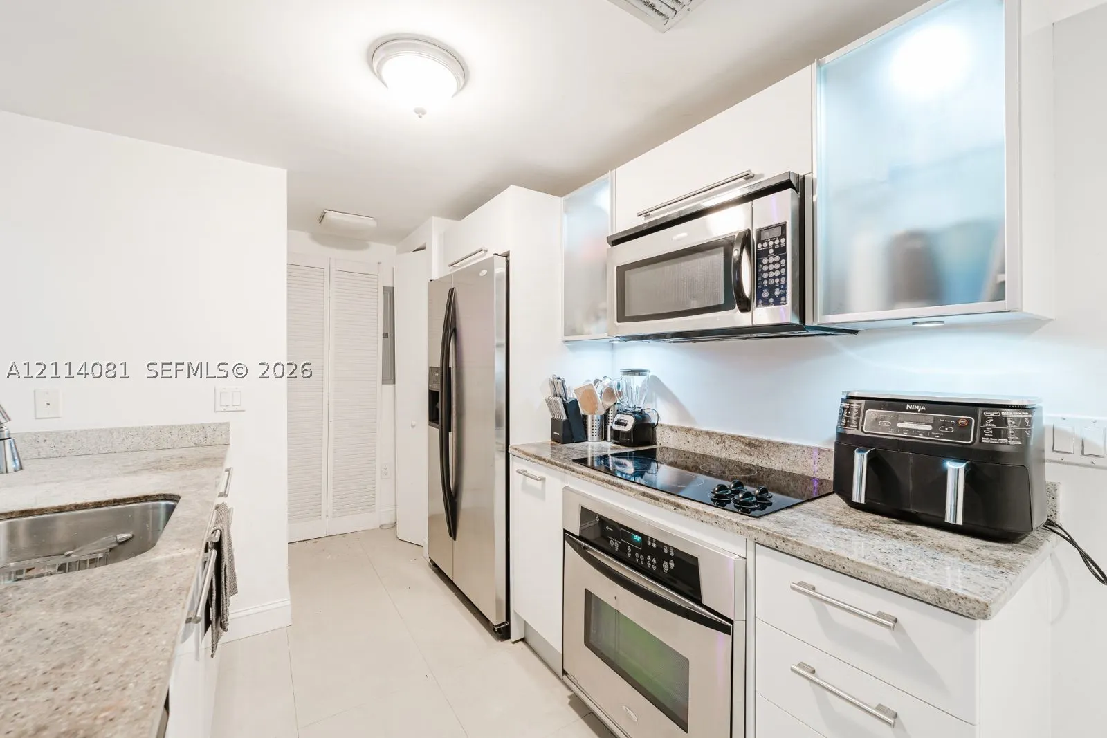 185 SW 7th St #3609