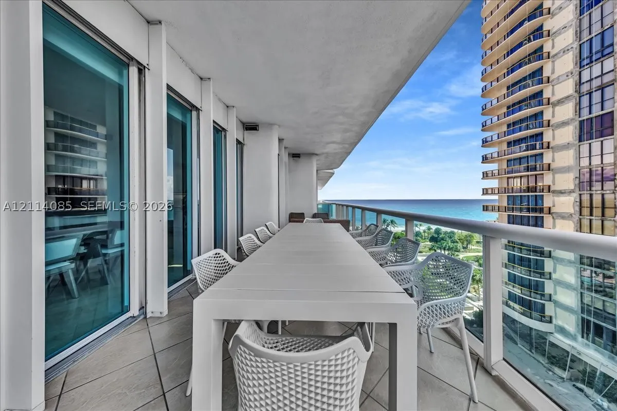 10101 Collins Ave #8D