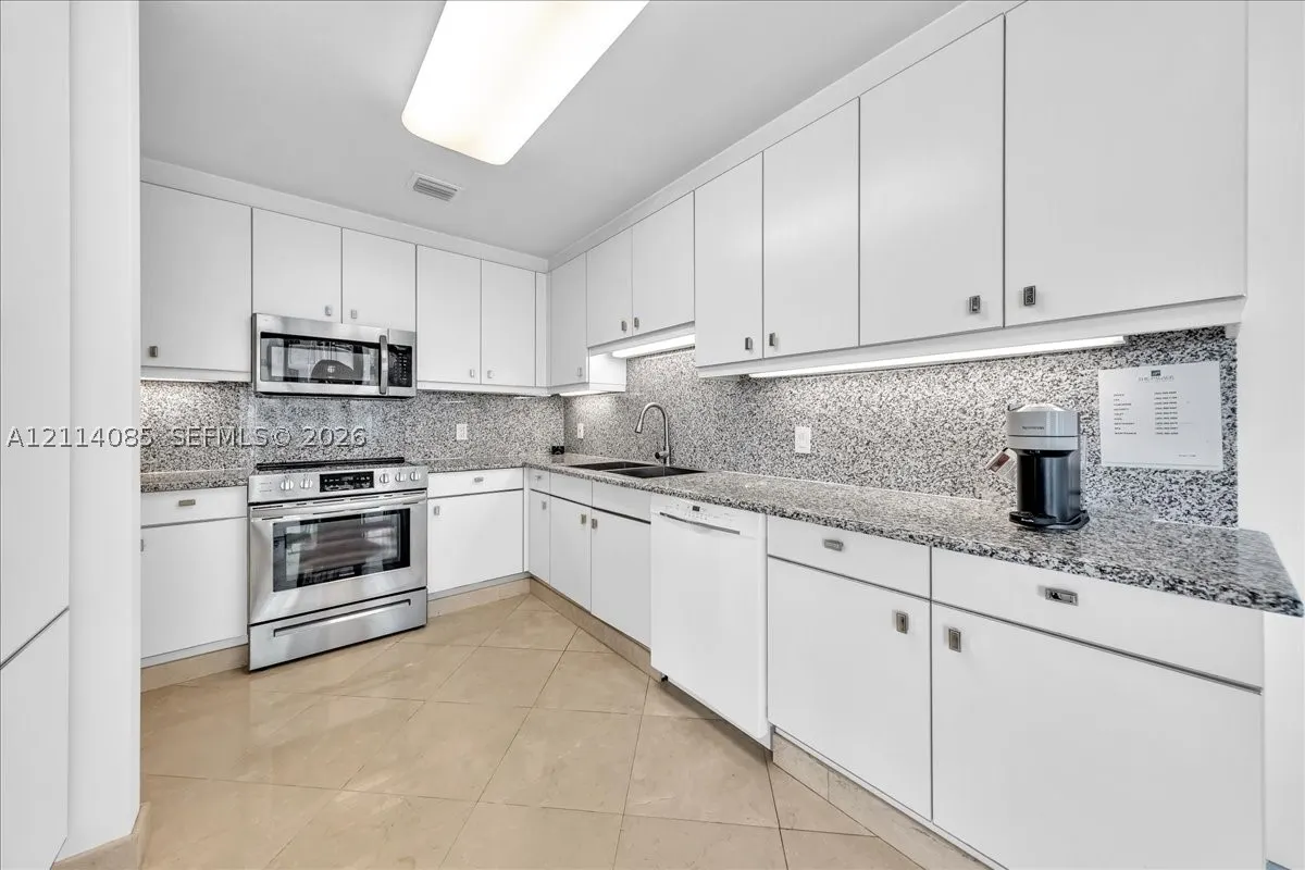 10101 Collins Ave #8D