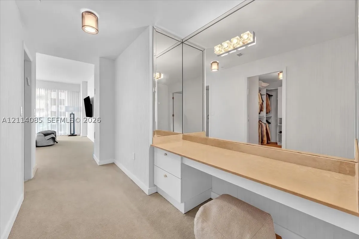 10101 Collins Ave #8D