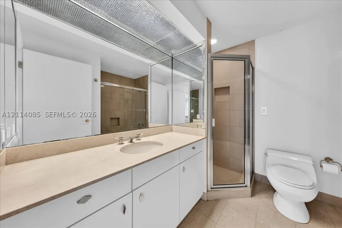 10101 Collins Ave #8D