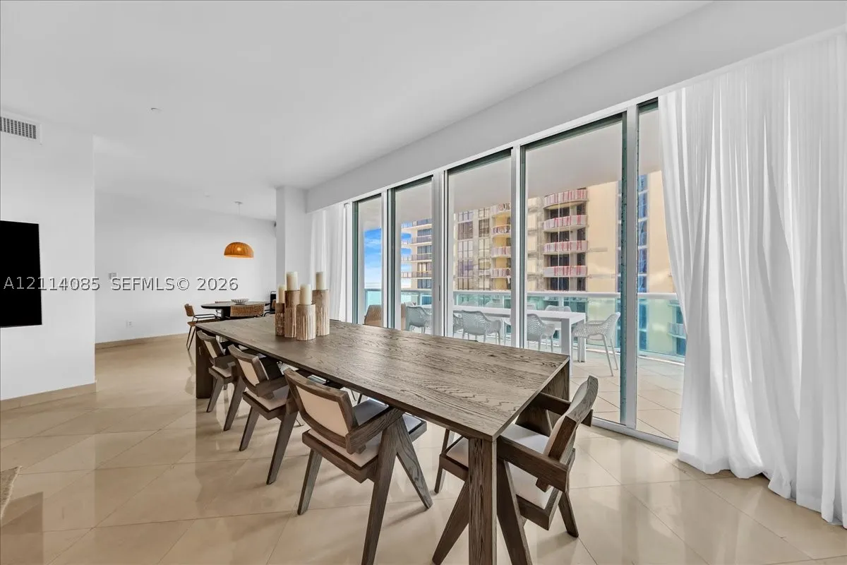 10101 Collins Ave #8D