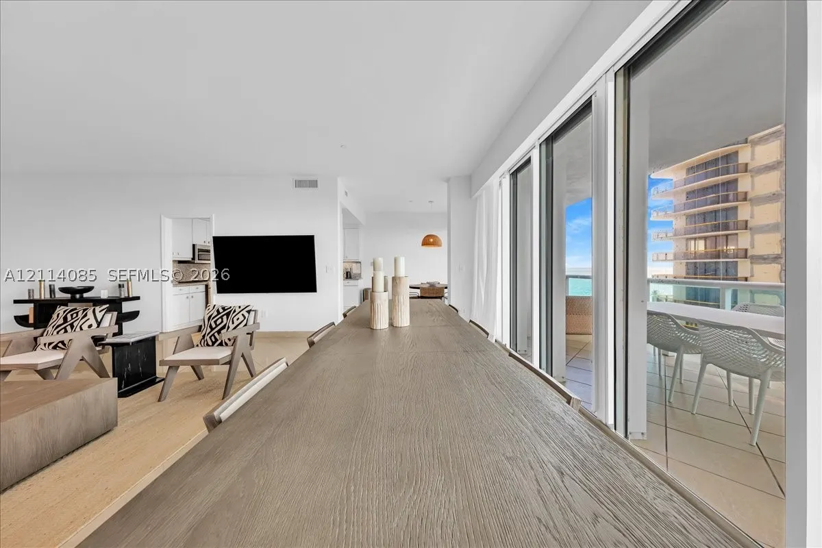 10101 Collins Ave #8D