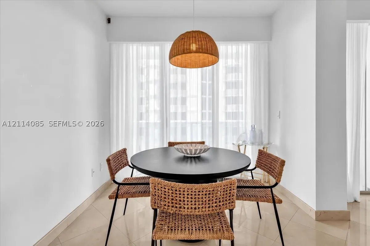 10101 Collins Ave #8D
