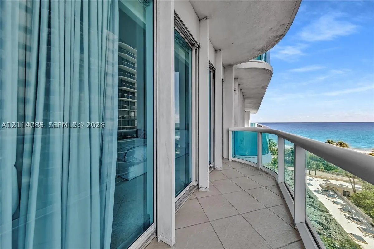 10101 Collins Ave #8D