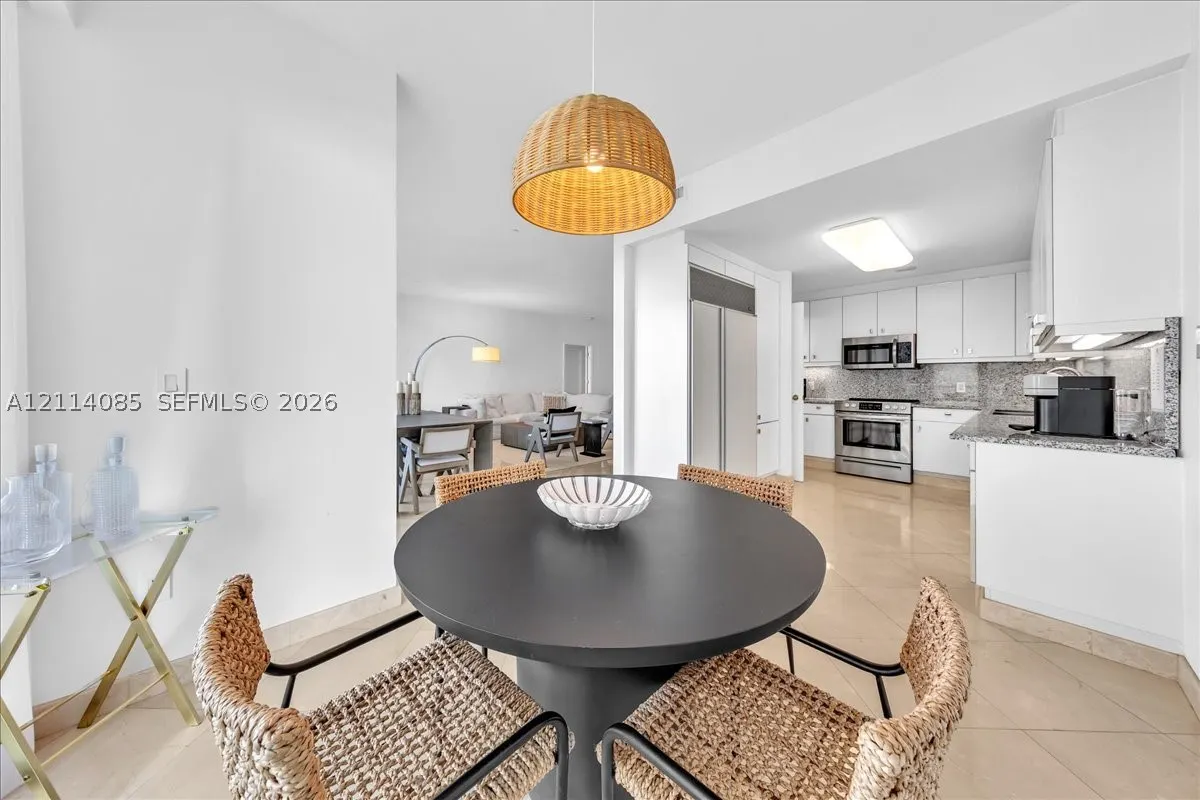 10101 Collins Ave #8D