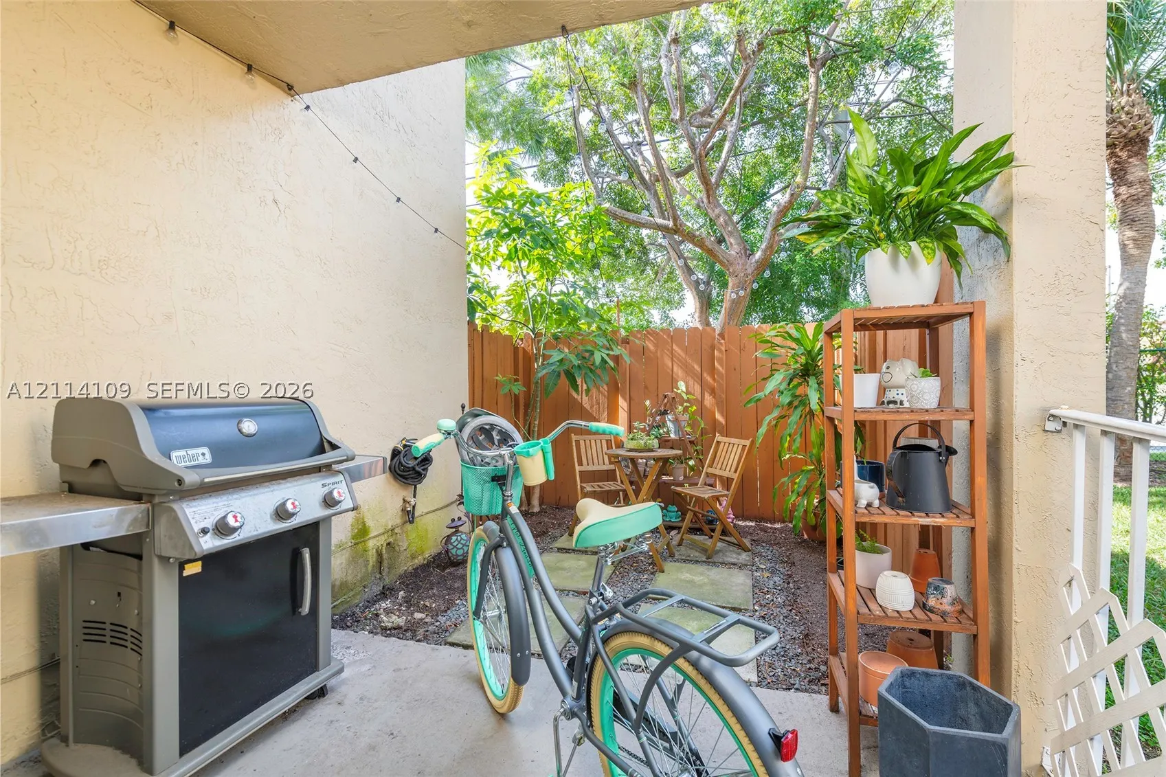 15761 SW 137th Ave #104
