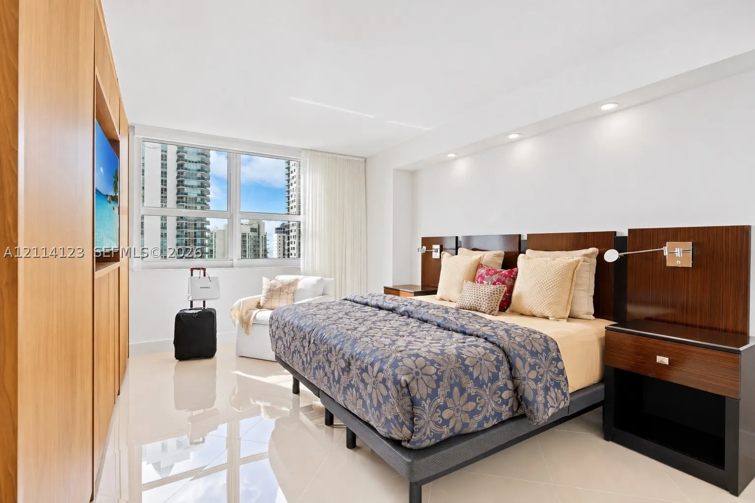1155 Brickell Bay Dr #2609